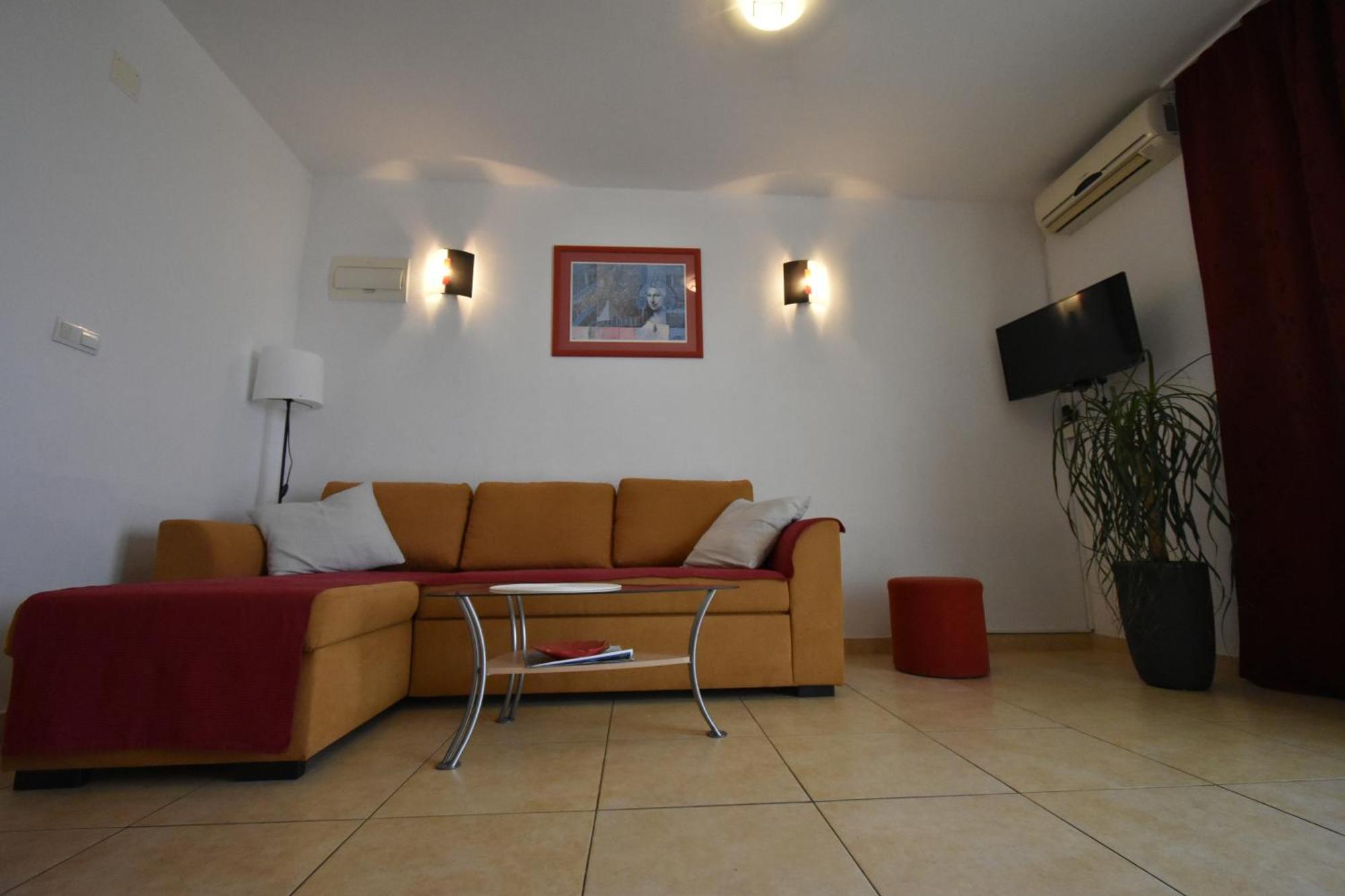 Apartments Jasna Τρογκίρ Εξωτερικό φωτογραφία